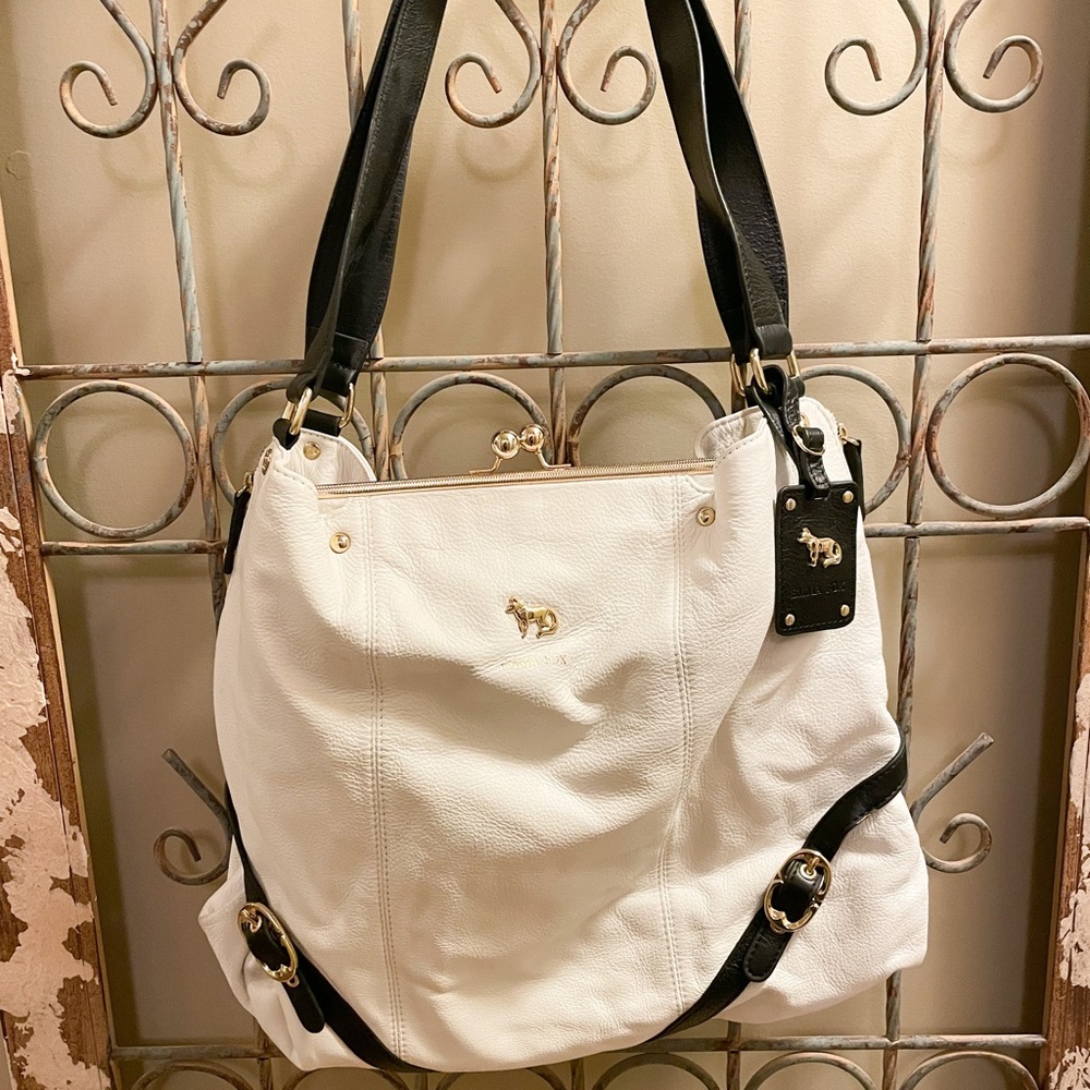 Emma Fox Leather Shoulder Bag